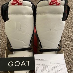 Air Jordan 1 Retro High Travis Scott